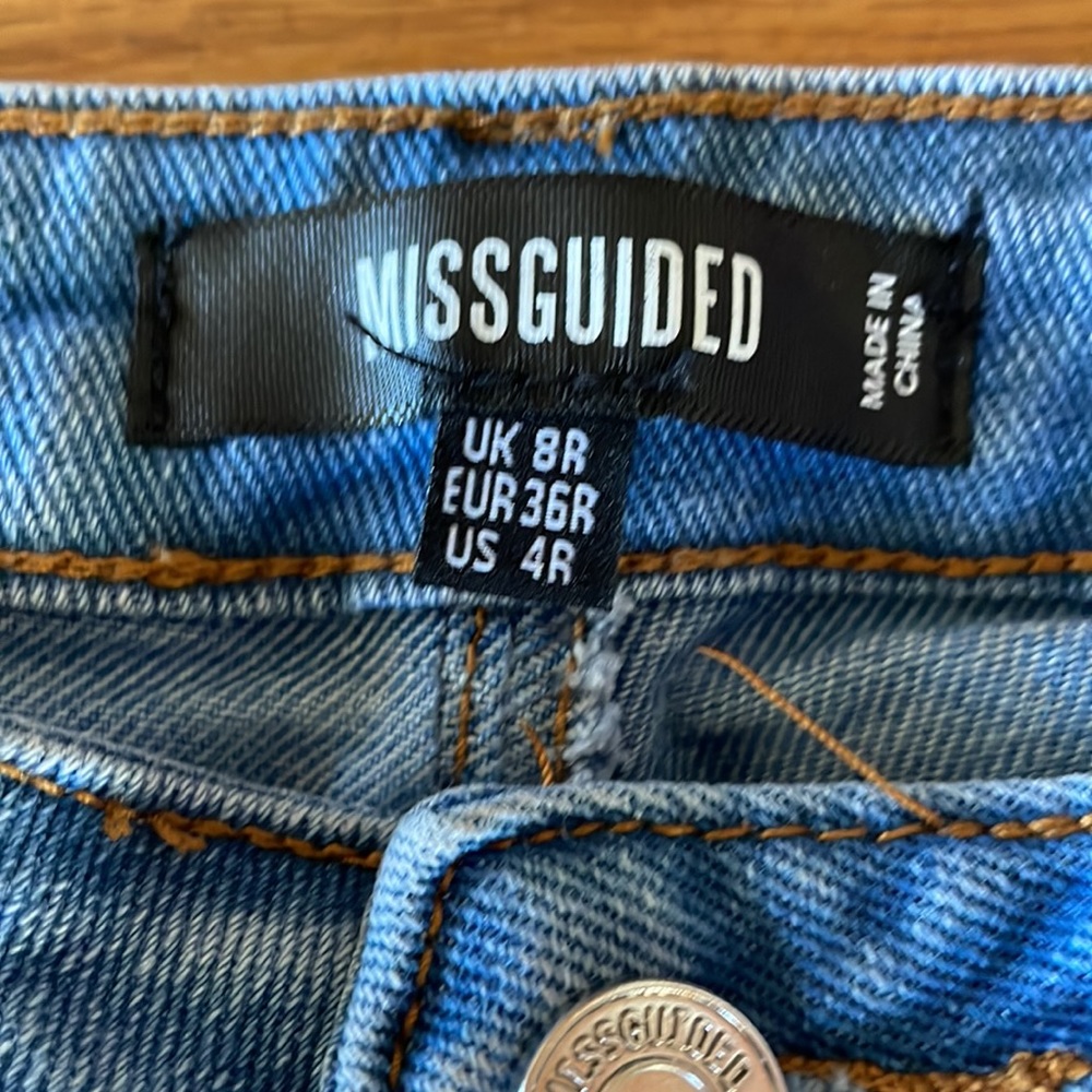 Missguided High Waisted Jeans - Picture 6 of 6